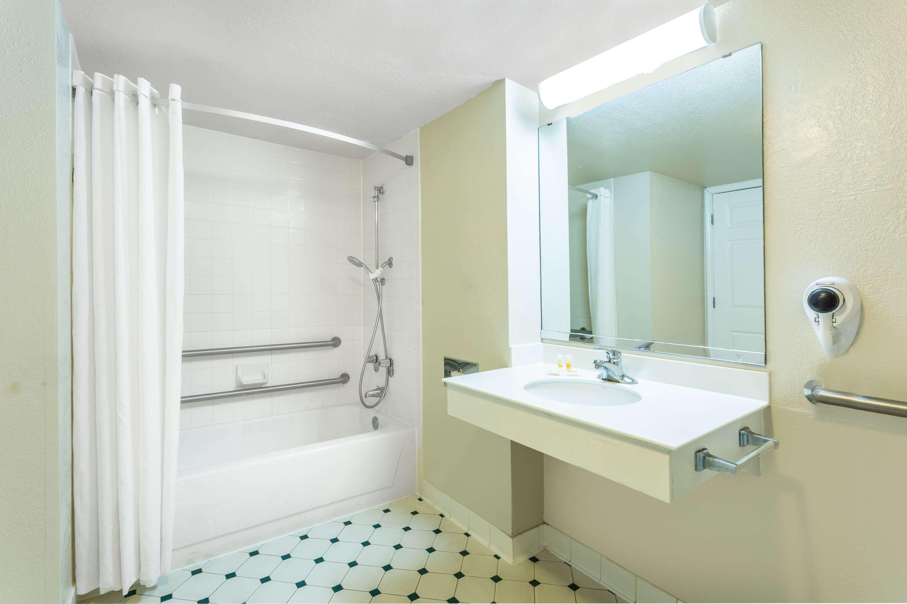 Econo Lodge Richmond-North Chesterfield Eksteriør bilde