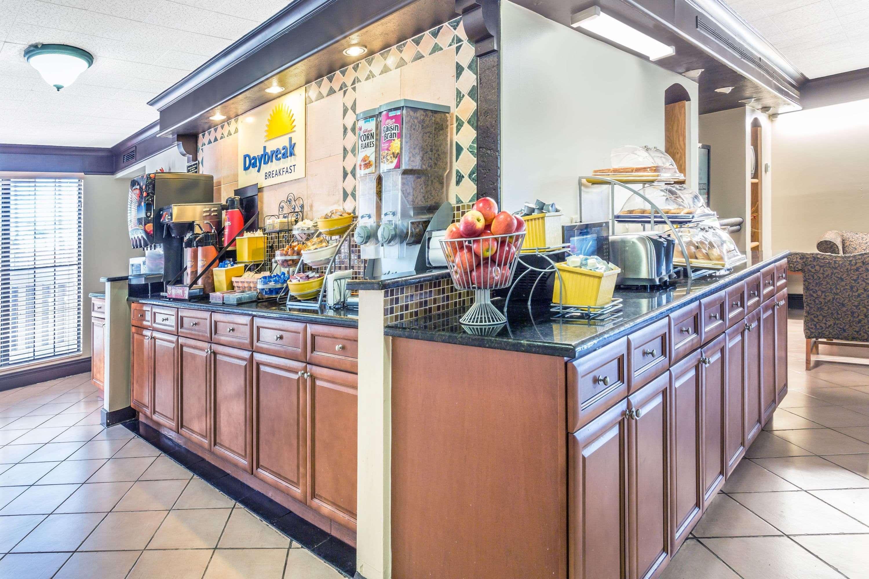 Econo Lodge Richmond-North Chesterfield Eksteriør bilde