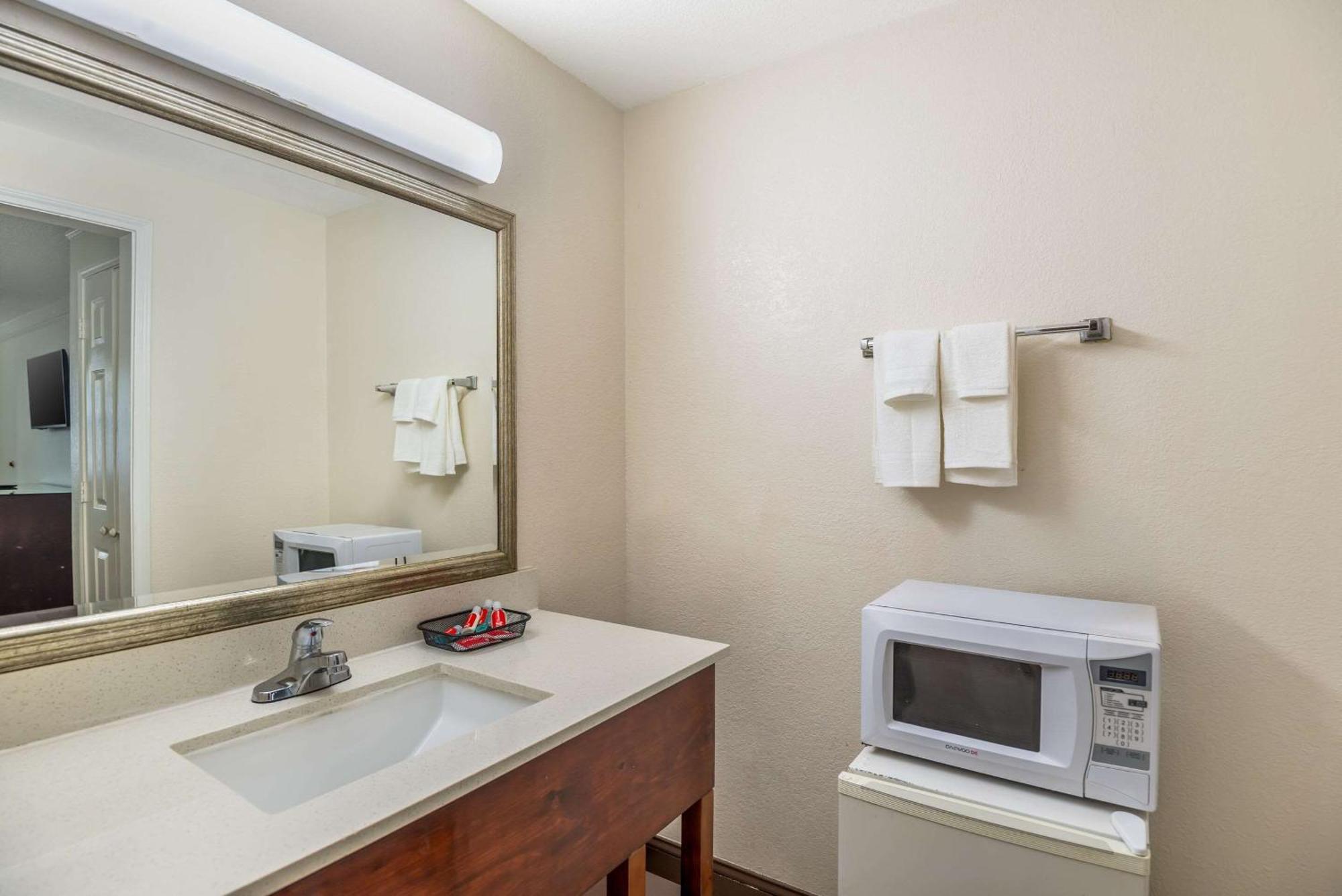 Econo Lodge Richmond-North Chesterfield Eksteriør bilde