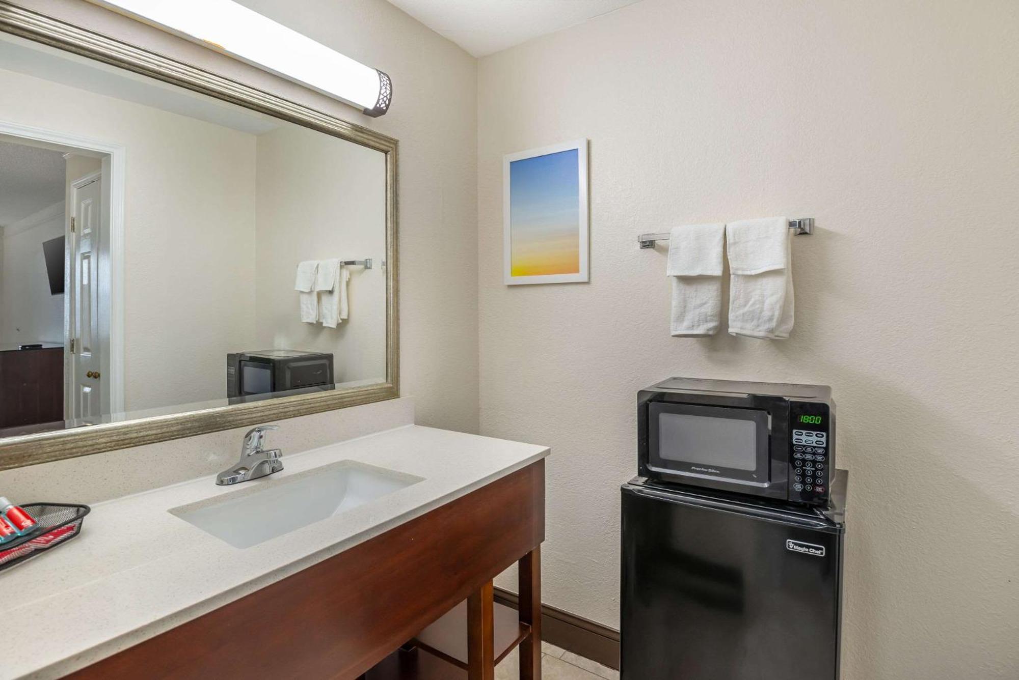 Econo Lodge Richmond-North Chesterfield Eksteriør bilde
