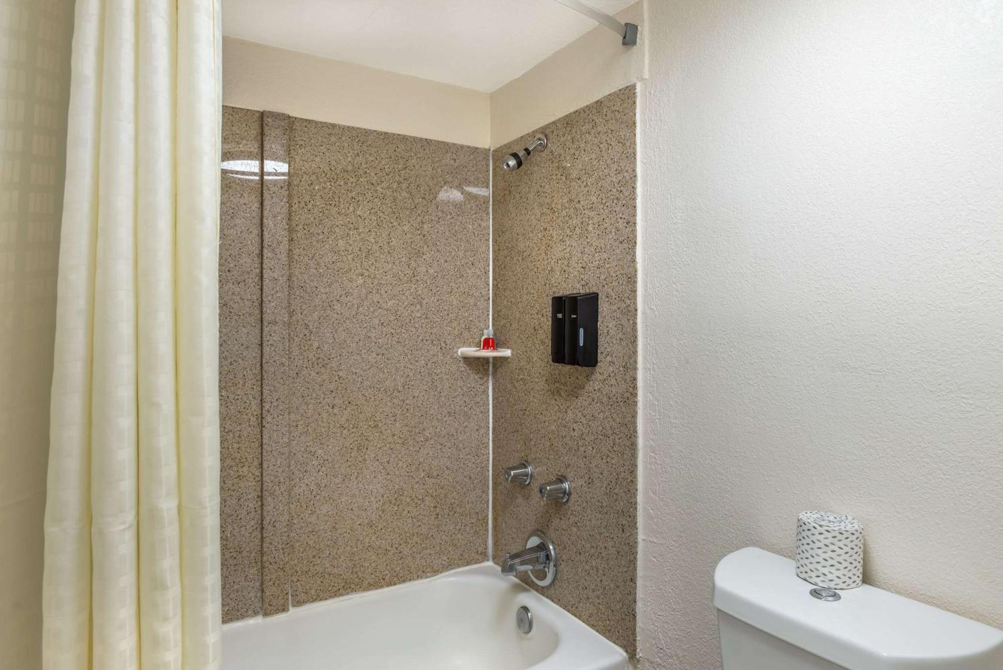 Econo Lodge Richmond-North Chesterfield Eksteriør bilde